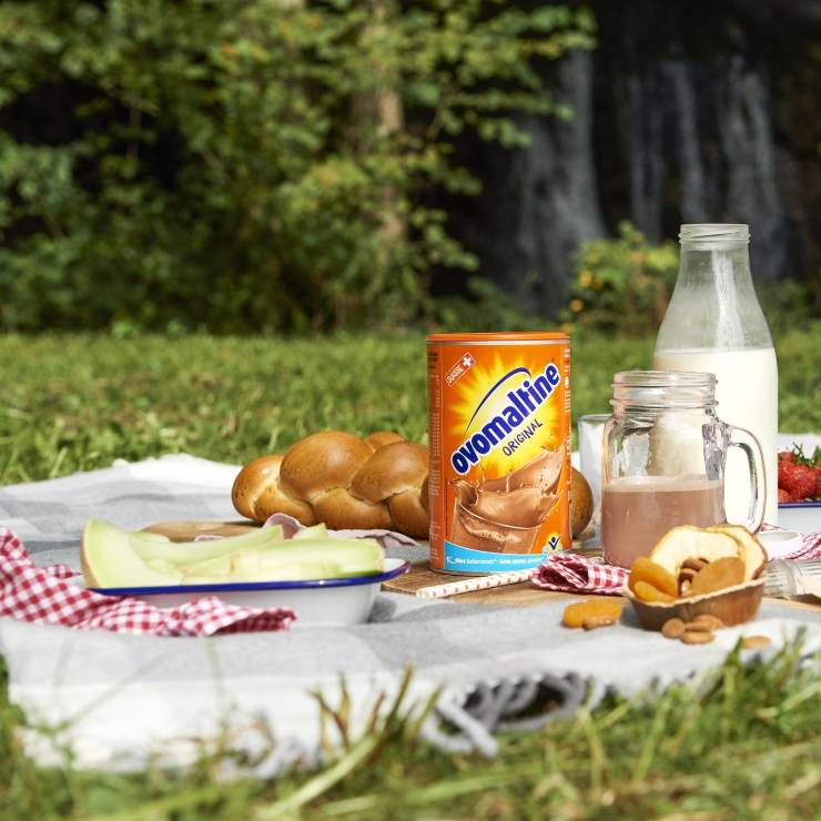 Ovomaltine Pulver zum Frühstück beim Camping