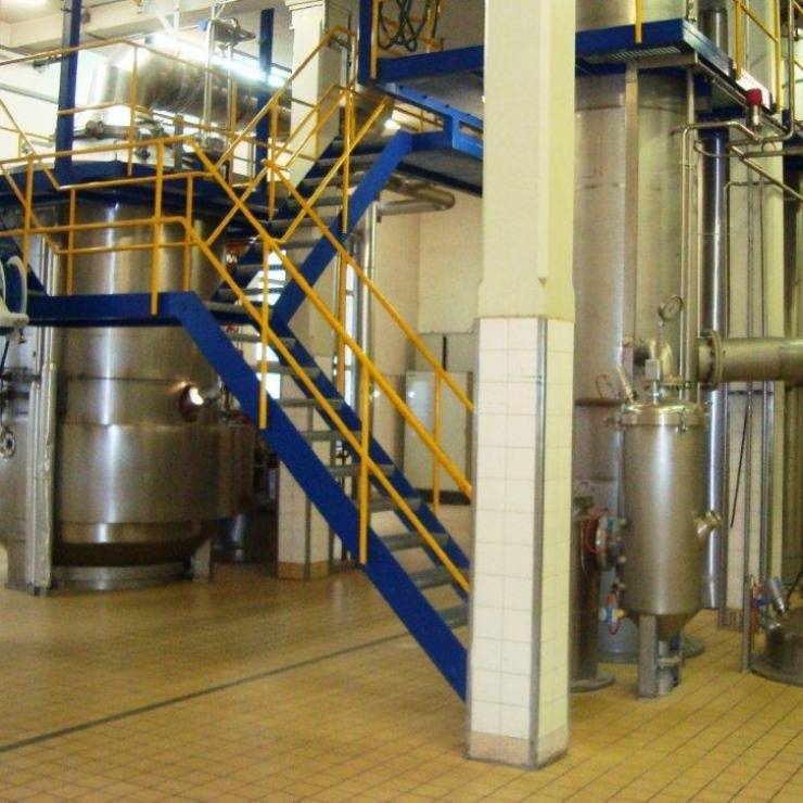 Produzione di Ovomaltina - miscelazione e addensamento dell'estratto di malto