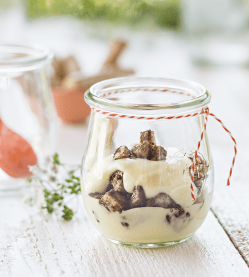 Holunderblütencreme mit Ovomaltine Crunchy Cream