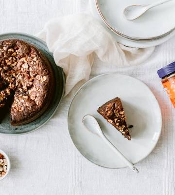 Gâteau fourré à l’Ovo Crunchy Cream