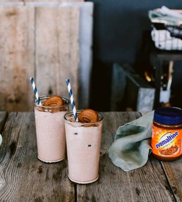 Frullato di banana con Ovo Crunchy Cream